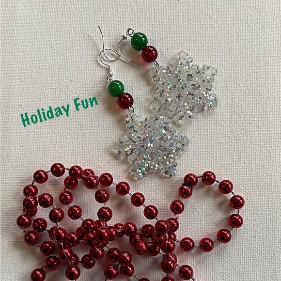 CHRISTMAS SPECIAL 🎄 Christmas Earrings, Snow Flakes, Holiday Earrings - Picture 2 of 4